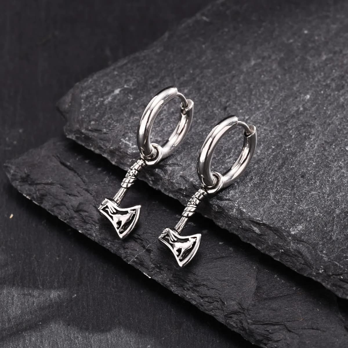 Viking Axe Hoop Earrings for Men,Stainless Steel Vicking Wolf Earrings,Retro Norse Mythology Jewelry Gift for Dad Brothers