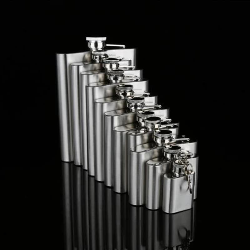 1/2/3/4/5/6/7/8/9/10/12/18oz Stainless Steel Hip Flask with Funnel Pocket Hip Flask Alcohol Whiskey Hip Flask Screw Cap
