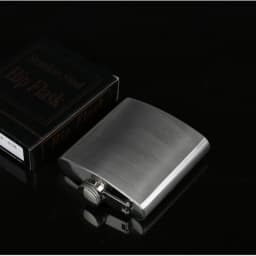 1/2/3/4/5/6/7/8/9/10/12/18oz Stainless Steel Hip Flask with Funnel Pocket Hip Flask Alcohol Whiskey Hip Flask Screw Cap