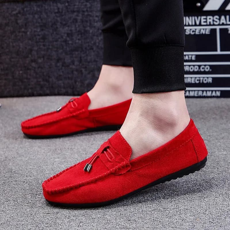 Summer Red Suede Loafers Men Shoes Slip On Soft Moccasins Breathable Flats Men's Driving Shoes Men Leather Casual Shoes Handmade