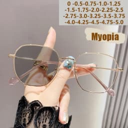 Photo-sensitive Intelligent Color-changing Glasses With Anti-blue Light Feature, Large Frame, Women's Nearsighted Glasses 9791