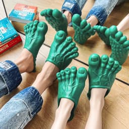 Funny Green Big Toe Slippers Men's Beach Shoes Home Slippers Parody Giant Five Finger Slipper Halloween Cosplay Intersting Shoes