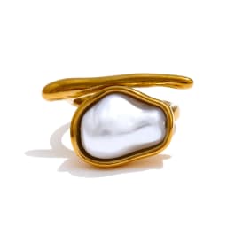Yhpup 2025 Baroque Simulated Pearls Vintage Ring for Women 18K Golden Plated Distinctive Fashion Attractive Finger Charm Jewelry