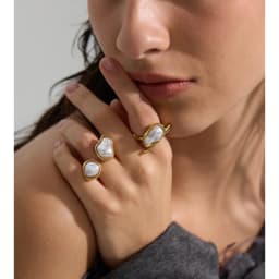Yhpup 2025 Baroque Simulated Pearls Vintage Ring for Women 18K Golden Plated Distinctive Fashion Attractive Finger Charm Jewelry