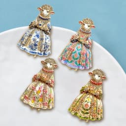 Wuli&baby Beautiful Sheep Lady Brooches For Women Unisex 4-color Elegant Rhinestone Ancient Dress Goat Party Brooch Pin Gifts