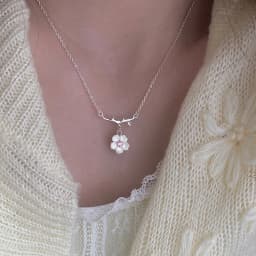 Simple Fashion Pink Zircon Cherry Blossom Pendant Necklace For Women Butterfly Love Collarbone Chain Wedding Jewelry Gifts