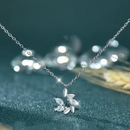 Simple Fashion Pink Zircon Cherry Blossom Pendant Necklace For Women Butterfly Love Collarbone Chain Wedding Jewelry Gifts