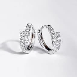 Huitan Trendy Women's Hoop Earrings Dainty Dazzling Cubic Zirconia Silver Color Crystal Circle Earrings Exquisite Female Jewelry