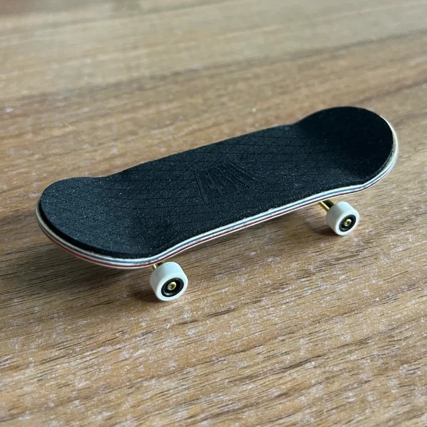 Professional Wood Mini Skateboard Complete Finger Skateboard Maple 34mm Perfect Collectible Toy Gift for Kids & Teens