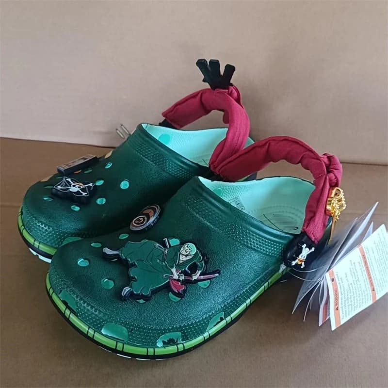 Anime Slippers Outdoor Travel Beach Sandals ONE PIECE Luffy Men Non-Slip Home Shoes Chopper ZORO Cartoon Cave Shoes