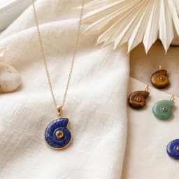 2pcs Charms Ocean Conch/ Sea Snail Multicolor Stone Brass 18K Gold Plated Pendants DIY Necklace Earrings Jewelry Making26mmx21mm
