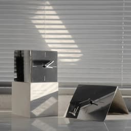 Modern Stainless Steel Dial Plate Table Clocks Luxury Creative Desktop Ornament Bedroom Bedside Desk Clocks Room Decoration