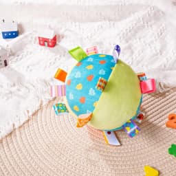 Baby Rattles Toys Soft Plush Hand Rattles Hand Grip Ball Animal Pattern Rattles Shaker for 3 6 9 12 Months Plush Vocal Toy