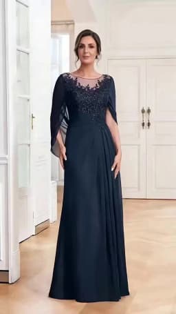 Women's Cape Sleeve Chiffon Mother of The Bride Dresses Lace Appliques A-Line Formal Evening Gown Plus Size Wedding Guest Dress