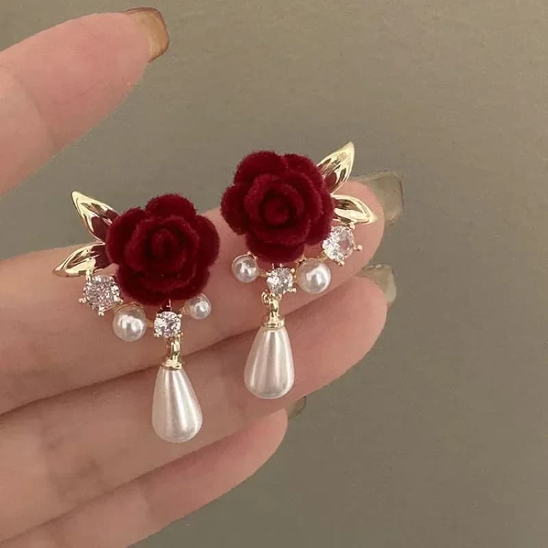 Wine Red Imitation Velvet Rose Pearl Earrings for Women Vintage Red Rose Elegant High-end Studs Earrings Jewelry Accessories
