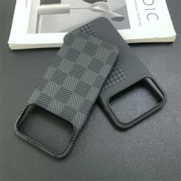 Carbon Fiber Pattern Chessboard Style Phone Case for iPhone 17 Pro Max 16 15 14 13 Contrast Clash Color Ultra Thin Bumper Cover