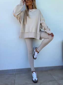 Women's 2-Piece Sports Set Spring Autumn Fashion Loose Long Sleeve O-Neck Sweater Top Slim Fit Leggings Casual Outfit