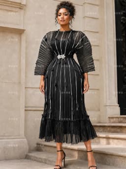 2026 New Waist and Thin Loose Women's Clothing Eugen Yarn Miyake Temperament Pleated Three-dimensional Flower Dress