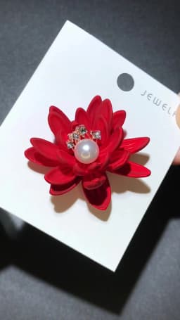 Wuli&baby Red Soft-paint Lotus Flowers Brooches Pins For Women Unisex Pretty New Year Christmas Brooch Gifts