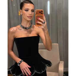 Cathy Customized Strapless Neckline Prom Dress Velvet Fabric Vestidos De Noche Mini Length Silhouette Tailored Fit Formal 2026