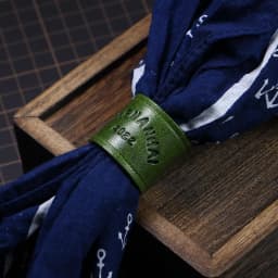 Pigenanhai Handmade Leather Men's Scarf Buckle Small Square Scarf British Style Neck Scarf Youth Winter Fashion Accessory