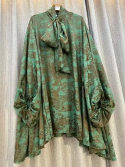 New Asymmetric Chic Fashion Runway Autumn Lace-up Print Casual Blouses Women Bow Elegant Long Sleeve Vintage Loose Clothing