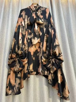 New Asymmetric Chic Fashion Runway Autumn Lace-up Print Casual Blouses Women Bow Elegant Long Sleeve Vintage Loose Clothing
