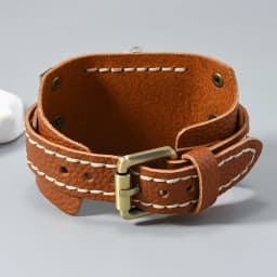 Men's Vintage Hip Hop Punk Quartz Watch - Handmade Rivet Genuine Leather Strap Fashion Accessory