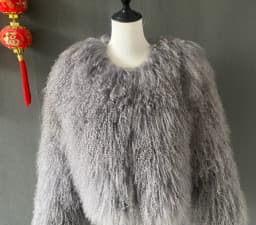 2025 Autumn Fashion Warm Short Real Mongolia Sheep Fur Jacket Women Plus Size Curly Lamb Fur Jacket Female