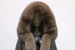 New Fashion Outerwear Puffer Jacket 2024 Women Coat White Duck Down Jacket Super Large Real Silver Fox Fur Collar Hooded