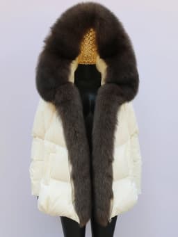 New Fashion Outerwear Puffer Jacket 2024 Women Coat White Duck Down Jacket Super Large Real Silver Fox Fur Collar Hooded