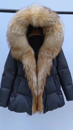 New Fashion Outerwear Puffer Jacket 2024 Women Coat White Duck Down Jacket Super Large Real Silver Fox Fur Collar Hooded