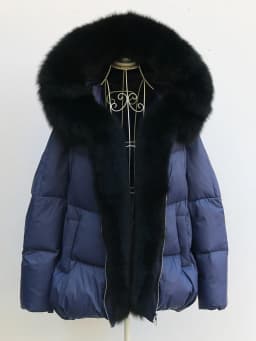 New Fashion Outerwear Puffer Jacket 2024 Women Coat White Duck Down Jacket Super Large Real Silver Fox Fur Collar Hooded