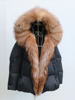 New Fashion Outerwear Puffer Jacket 2024 Women Coat White Duck Down Jacket Super Large Real Silver Fox Fur Collar Hooded