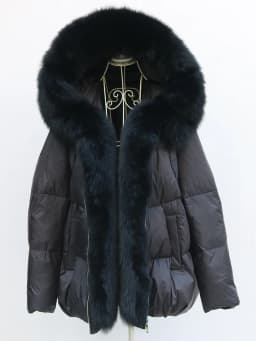 New Fashion Outerwear Puffer Jacket 2024 Women Coat White Duck Down Jacket Super Large Real Silver Fox Fur Collar Hooded