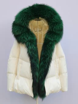 New Fashion Outerwear Puffer Jacket 2024 Women Coat White Duck Down Jacket Super Large Real Silver Fox Fur Collar Hooded