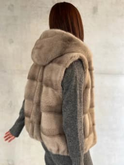 HDHOHR 2026 High Quality Real Mink Fur Vast Full Pelt Fur Coats Fashion Natural Mink Fur Jackets Winter Female Fur Warm Vast