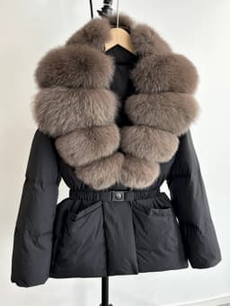 2025 Newest Winter Real Natural Huge Fox Fur Puffer Jacket Women Thicken Warm Belted 90% White Duck Down Coat Waterproof Parka