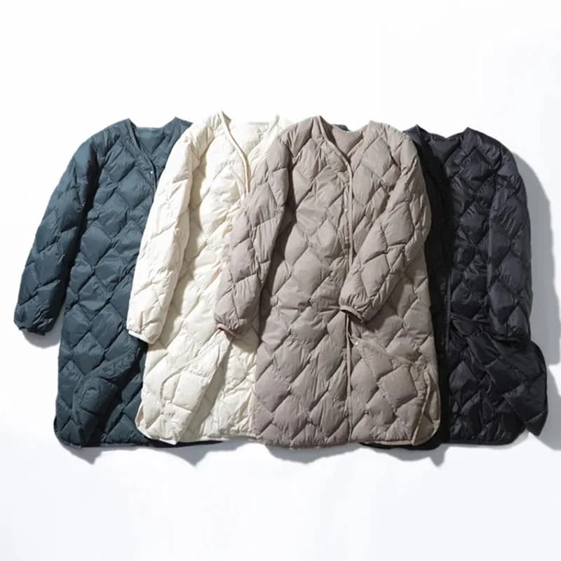 Lagabogy 2025 New Winter White Duck Down Coat Women Short Puffer Jacket Casual Warm Autumn Female Ultra Light Feather Parkas