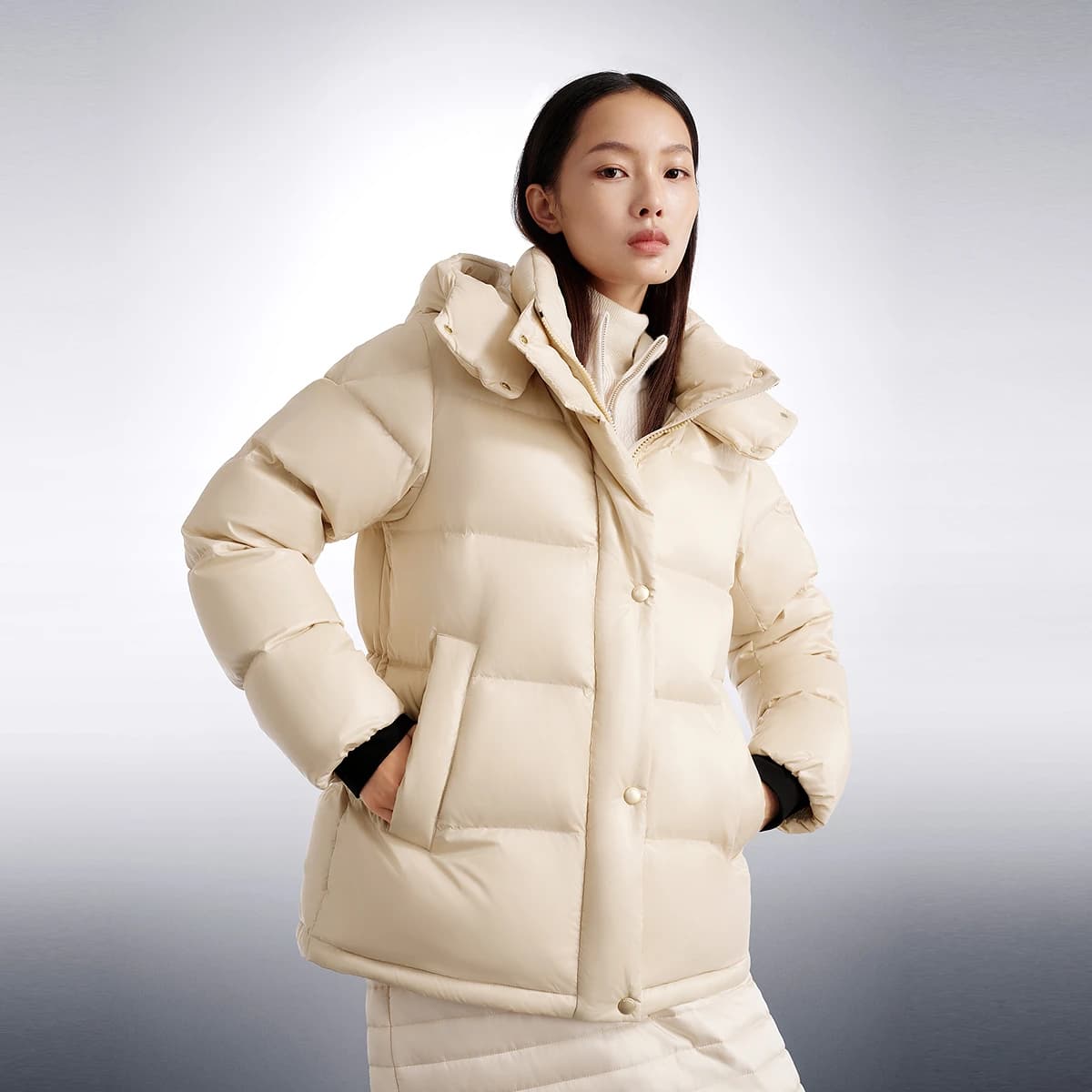 BOSIDENG Women Hooded Short Goose Down Coat 90% Goose Down 700+ Loft Shiny Fabric Adjustable Waist Puff Winter Outerwear