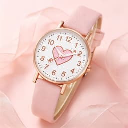 6-Piece Set of New Cute Pink Children's Watches with Heart-Patterned Decorations, Suitable for Daily Wear, Exquisite Birthday Gifts, and the Perfect Gift for Children