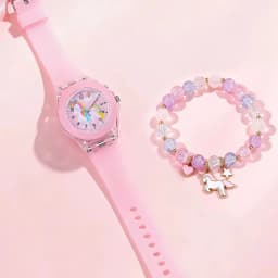 2-Piece Set of Pink Rainbow Horse Cute Luminous Silicone Round Quartz Watches and Star-Moon Colorful Bead Heart Unicorn Pendant Beaded Bracelet Set, with Luminous Colorful Lights That Change Colors, and a Comfortable Silicone Soft Strap It Is the Best Birthday Gift for Students, Suitable for Everyday School, Vacations, Back-To-School Season, Parties, Daily Use, and Holiday Gifts.