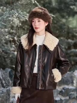 SENTUBILA Faux Fur Faux Leather Coat Women's Winter Wide 2026 Horn Buttons Loose Jacket Warm Vintage Plush Outerwear W64PD8069