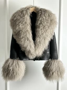 2024 New Winter Warm Mongolia Sheep Fur Collar Faux Leather Jacket Women Warm Suede Lamb Loose Fit Pu Leather Short Casual Coat