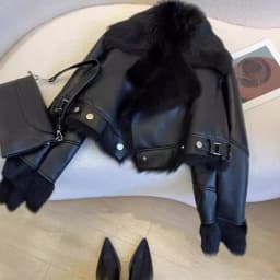Women's Black Leather Fur Jacket Thick Warm Motorcycle Style Short Coat Winter Fashion 2024 New Arrival Artificial Leather
