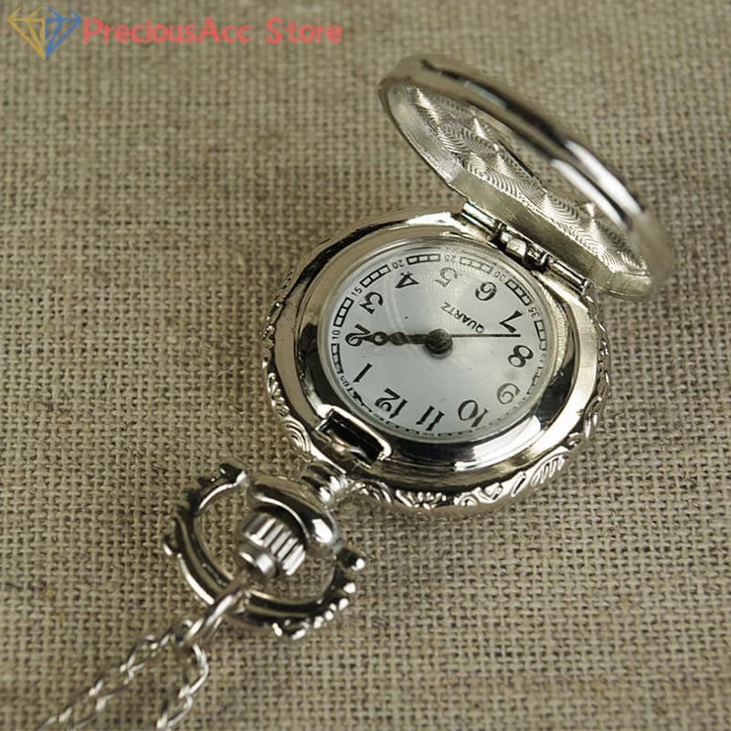 Hot Sale Women Vintage Pocket Watch Quartz Portable Hollow Out 1 Circular Design with Stylish 80cm Chain for Daily Party