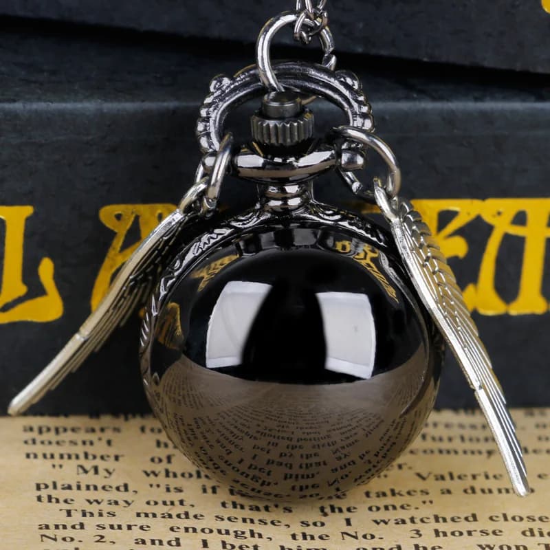 Black Smooth Spherical Quartz Pocket Watch Small Wings Flip Arabic Numerals Men Women Clock Gift Student Pendant