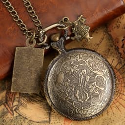 Retro Girl Pocket Watch Bronze Rabbbit Pendant Quartz Fob Watches Gift for Women Kid Necklace Chain Clock Arabic Numerals Reloje