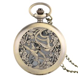 Vintage Bronze Wild Animal Pattern Necklace Watches Wolf/Eagle/Deer/Bear/Horse/Birds Retro Elegant Quartz Pocket Clock
