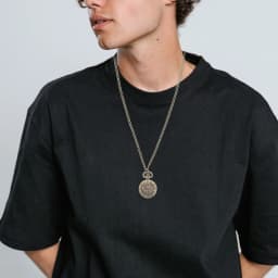 Retro Vintage Bronze Quartz Pocket Watch Necklace Hollow Flower Pendant Elegant Timepiece Fashion Gift for Men Women